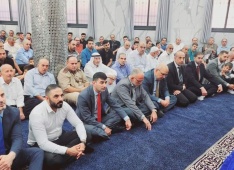 ألبوم صور : خلال افتتاح مسجد السلام في بيت كاحل بالخليل. 