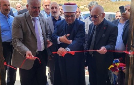 وزير الأوقاف ومدير عام صندوق الزكاة الأردني يفتتحان مبنى لجنة زكاة جنوب الخليل المركزية