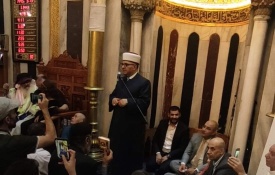 الخليل/// أوقاف الخليل تعقد احتفالا مركزيا في الحرم الإبراهيمي الشريف.