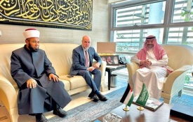 الهباش ونجم يلتقيان السفير السعودي غير المقيم لدى دولة فلسطين