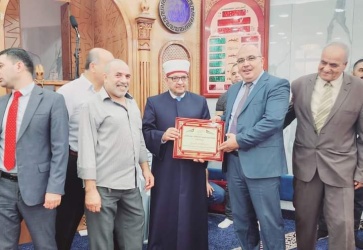 ألبوم صور : خلال افتتاح مسجد السلام في بيت كاحل بالخليل. 