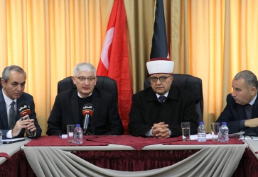 البكري خلال لقائه السفير التركي :حملة " أغيثوهم " جمعت حتى الآن أربعة ملايين وربع المليون شيكل