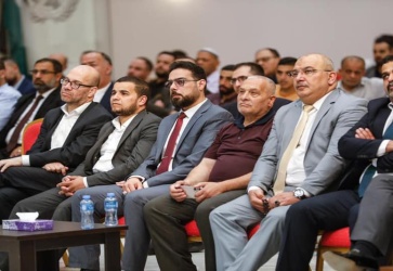 شارك رئيس دولة فلسطين محمود عباس، مساء اليوم الأربعاء، في الاحتفال بإحياء ذكرى المولد النبوي الشريف، الذي أقيم في مقر الرئاسة بمدينة رام الله.