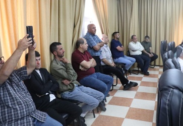 وزير الأوقاف يلتقي " البعثة الإدارية " المرافقة لحجاج دولة فلسطين