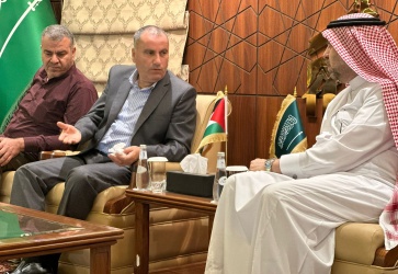 ابو الرب يبحث مع شركة مطوفي حجاج الدول العربية سبل التعاون الثنائي وتعزيزه