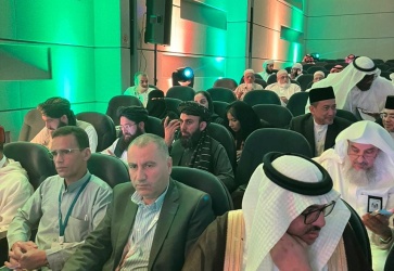 أبو الرب يشارك في أعمال " ندوة الحج الكبرى " ويلتقي على هامش الندوة وزيري الأوقاف الأردني والجزائري