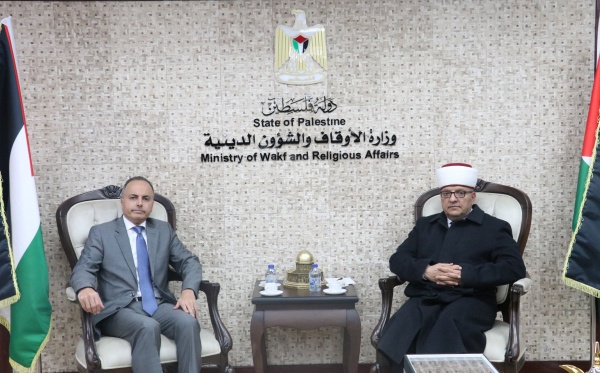 البكري يلتقي السفير سليمان ويشيد بدور مصر الداعم للقضية الفلسطينية