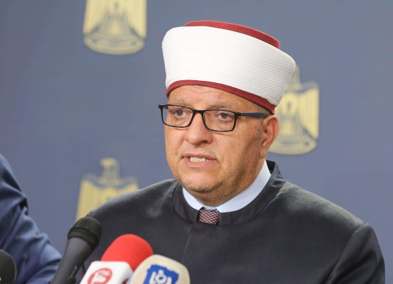 وزير الأوقاف يعلن عن فتح باب التسجيل لموسم الحج لهذا العام للمحافظات الجنوبية ( قطاع غزة )