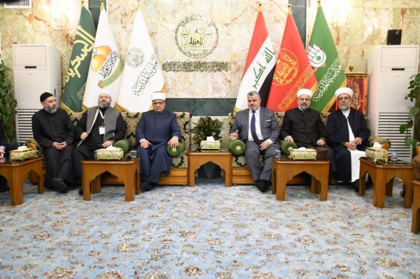 مشاركة سماحة الشيخ حاتم البكري وزير الأوقاف والشؤون الدينية في مؤتمر التصوف الأول في العاصمة العراقية بغداد