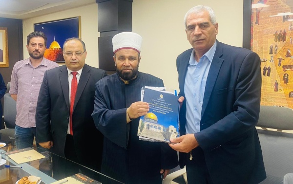 محافظة القدس تستقبل وزير الأوقاف والشؤون الدينية 