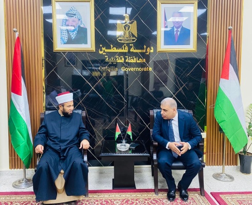 قلقيلية: المحافظ يلتقي وزير الأوقاف والشؤون الدينية